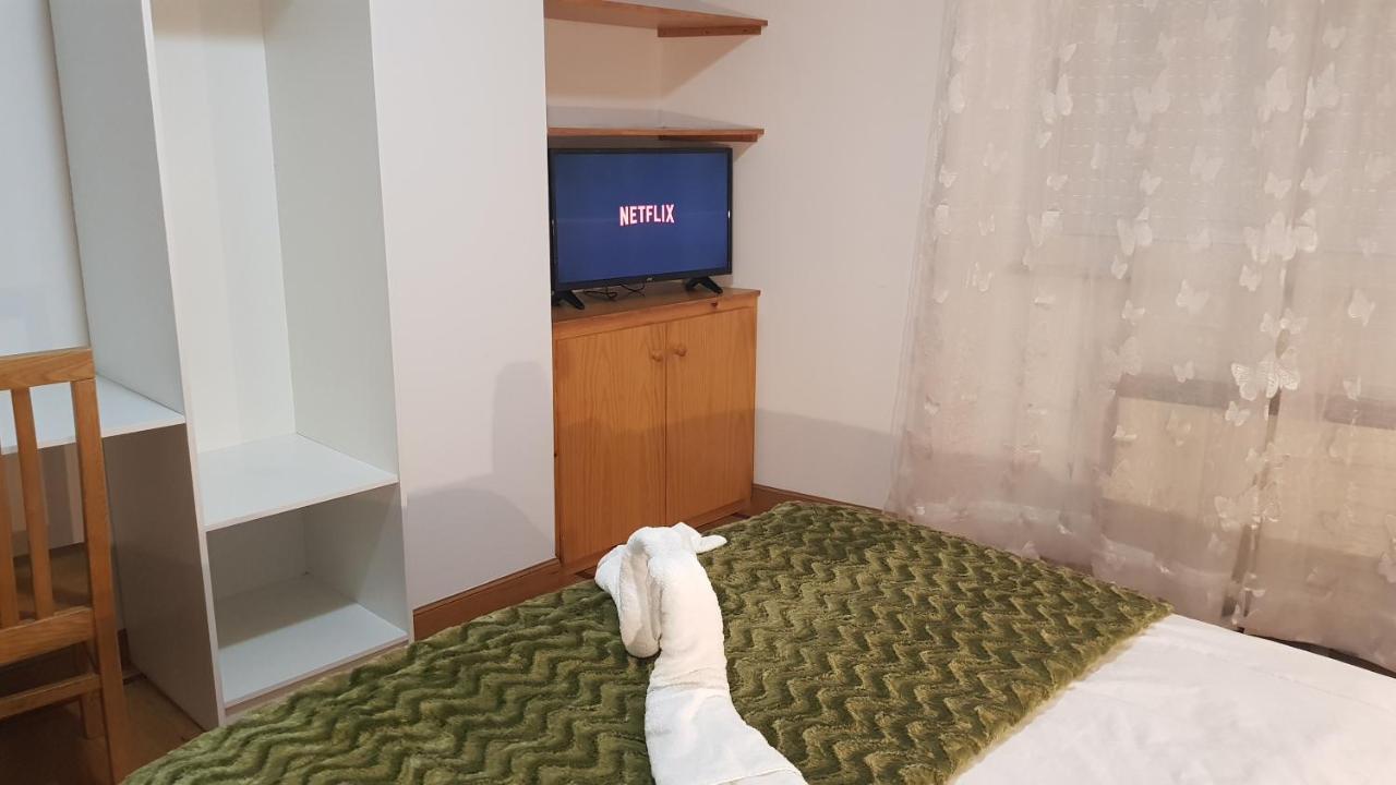 Apartamentos Shalom Ribadeo Eksteriør billede